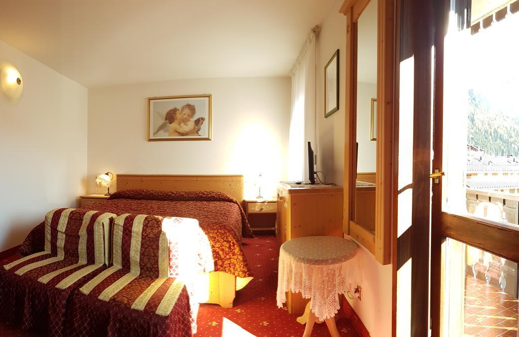 Villa Elena B&B Hotel San Martino Di Castrozza Ngoại thất bức ảnh