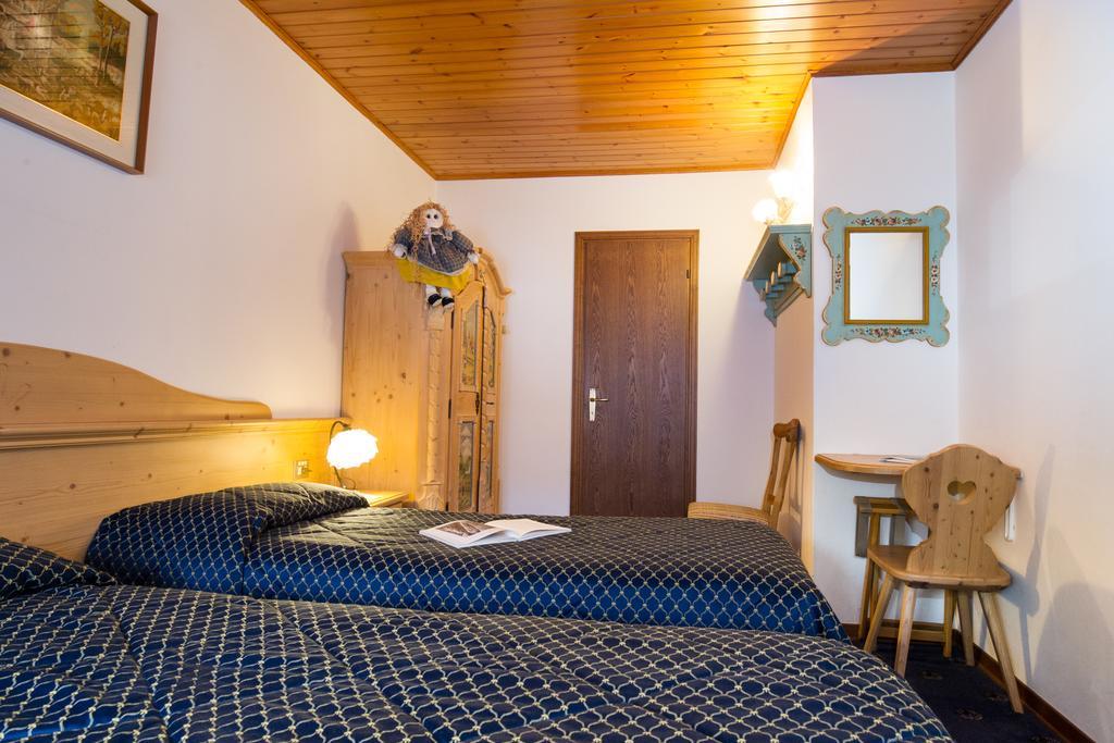 Villa Elena B&B Hotel San Martino Di Castrozza Ngoại thất bức ảnh