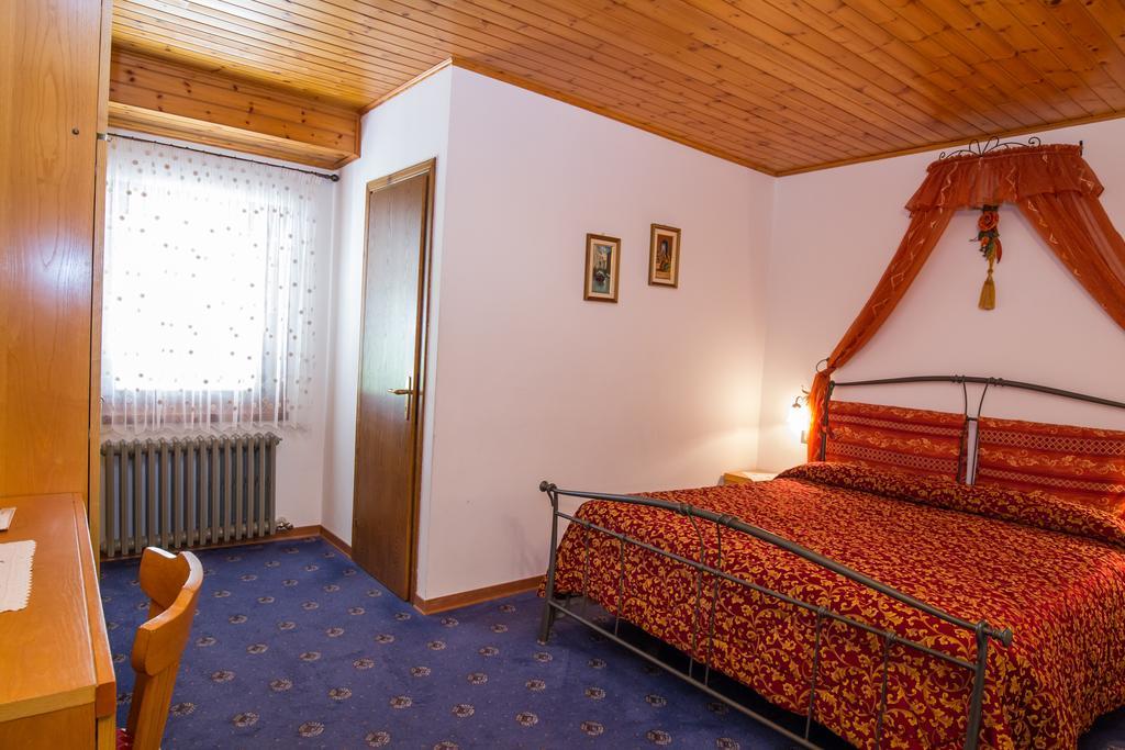 Villa Elena B&B Hotel San Martino Di Castrozza Ngoại thất bức ảnh