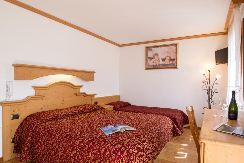 Villa Elena B&B Hotel San Martino Di Castrozza Ngoại thất bức ảnh