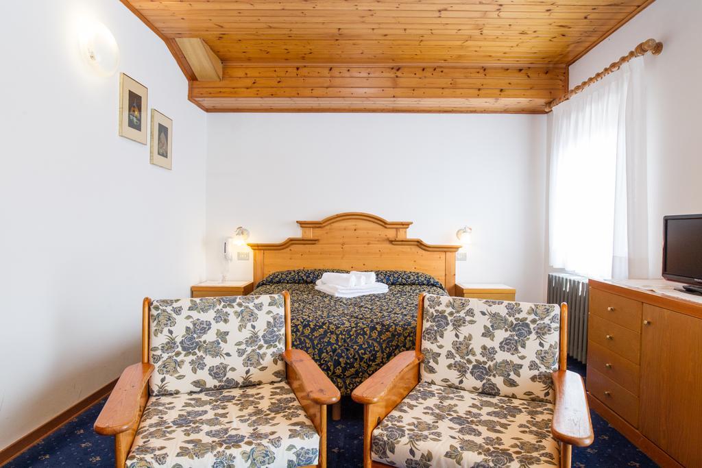 Villa Elena B&B Hotel San Martino Di Castrozza Ngoại thất bức ảnh