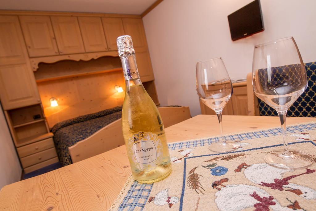Villa Elena B&B Hotel San Martino Di Castrozza Ngoại thất bức ảnh